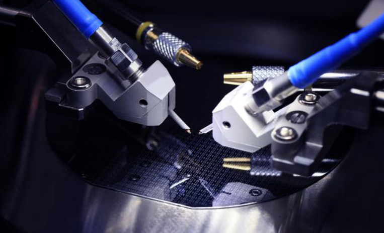 簡略介紹數字電路中的數模（DAC）/模數（ADC）轉化器